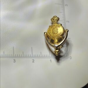 Vintage Avon Gold Door Knocker Pin